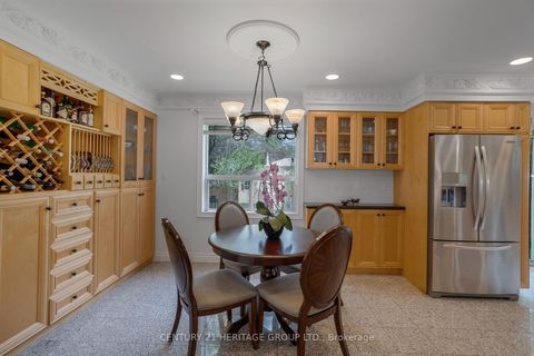 Photo 34 at 162 Goulding Avenue, Newtonbrook West, Toronto