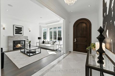 Photo 2 at 392 Princess Avenue, Willowdale East, Toronto