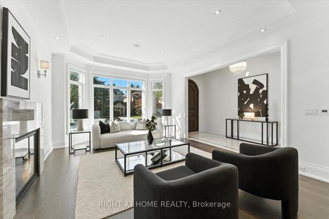 Photo 4 at 392 Princess Avenue, Willowdale East, Toronto