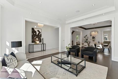 Photo 5 at 392 Princess Avenue, Willowdale East, Toronto