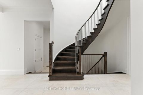 Photo 8 at 392 Princess Avenue, Willowdale East, Toronto