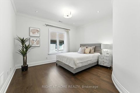 Photo 34 at 392 Princess Avenue, Willowdale East, Toronto