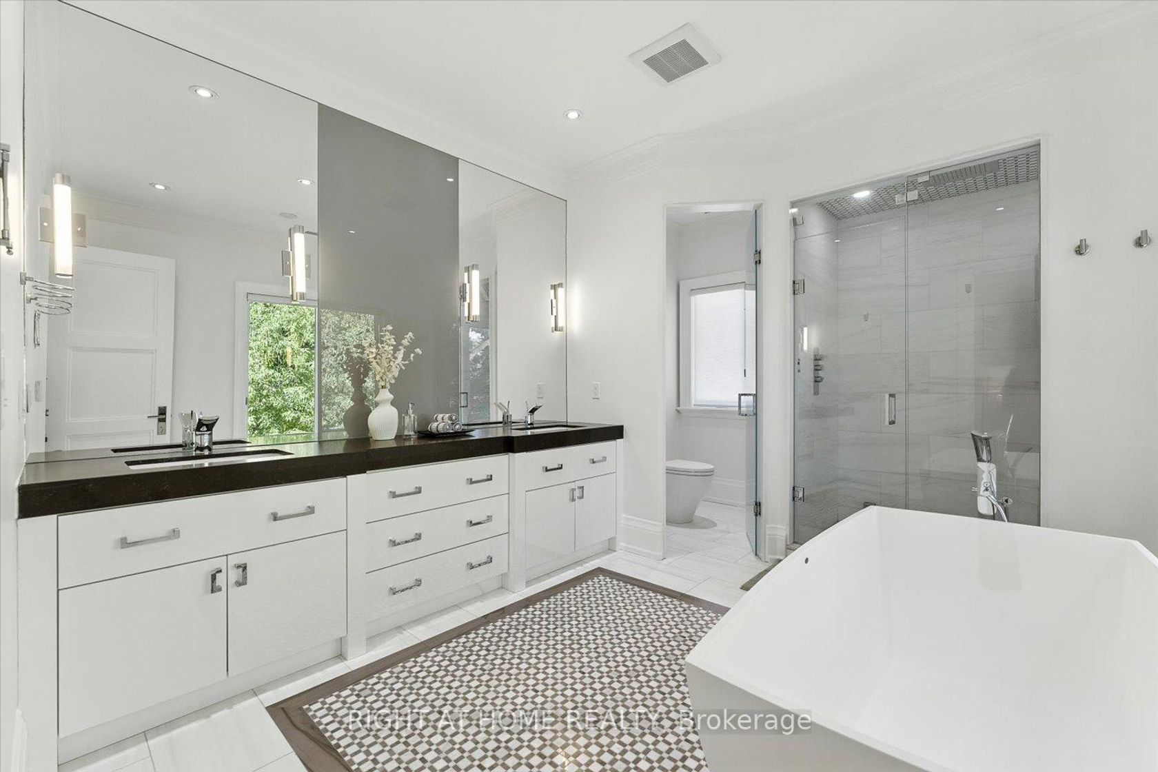 Photo 30 at 392 Princess Avenue, Willowdale East, Toronto Photo 30 at 392 Princess Avenue, Willowdale East, Toronto