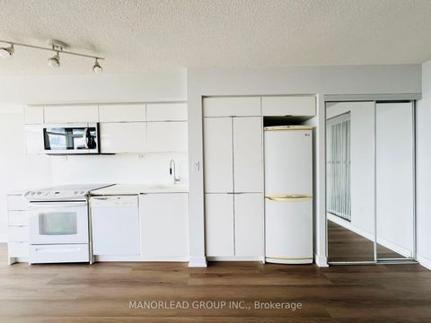 Photo 3 at 958 - 151 Dan Leckie Way, Waterfront Communities C1, Toronto