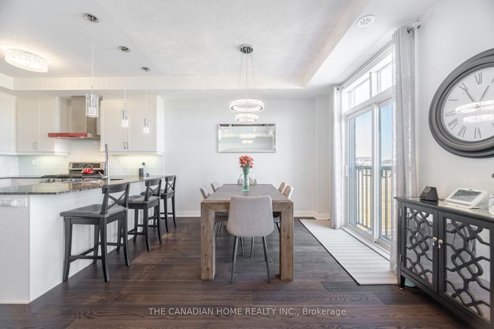 Photo 11 at 2439 Baronwood Drive, WM Westmount, Oakville
