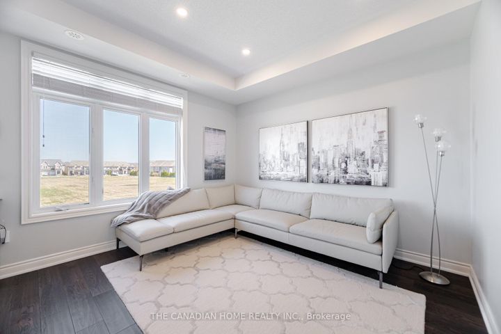 Photo 13 at 2439 Baronwood Drive, WM Westmount, Oakville