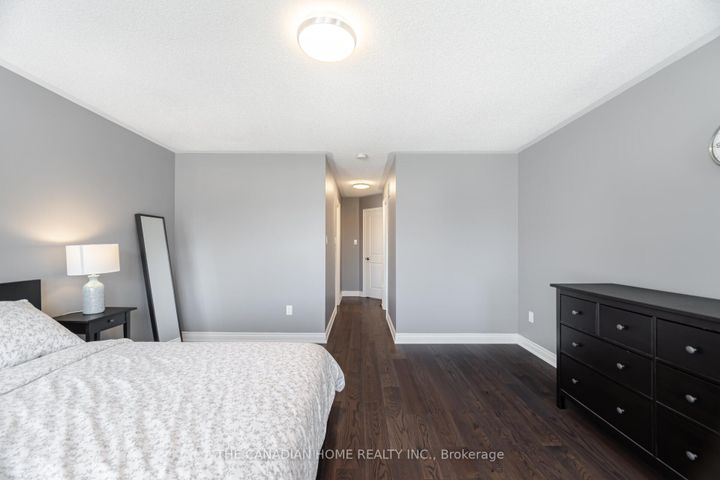 Photo 20 at 2439 Baronwood Drive, WM Westmount, Oakville