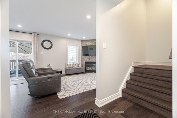 Photo 30 at 2439 Baronwood Drive, WM Westmount, Oakville