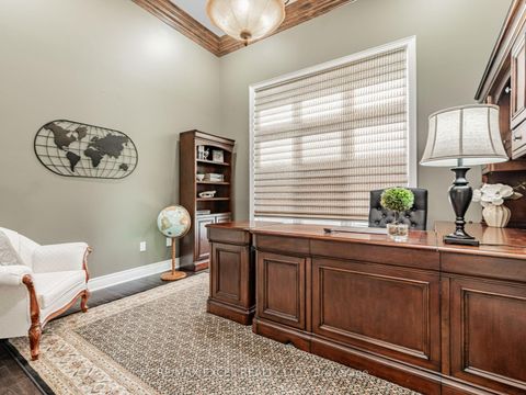 Photo 9 at 146 Upper Post Road W, Patterson, Vaughan