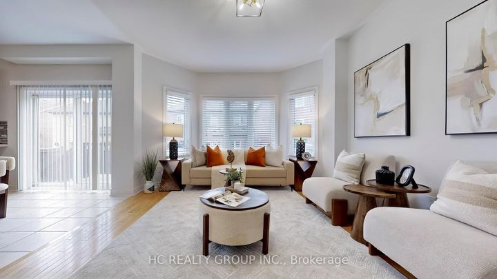 Photo 2 at 102 Timna Crescent, Patterson, Vaughan