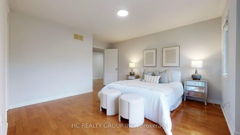 Photo 16 at 102 Timna Crescent, Patterson, Vaughan