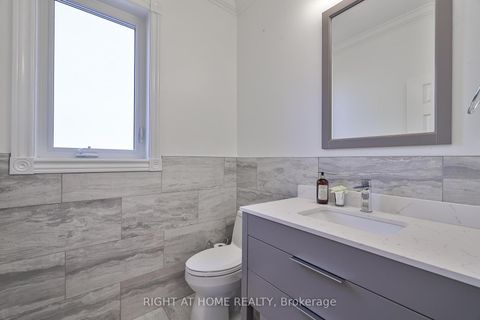 Photo 18 at 58 Yorkview Drive, Willowdale West, Toronto