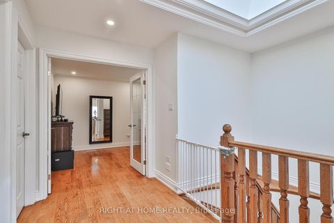 Photo 20 at 58 Yorkview Drive, Willowdale West, Toronto