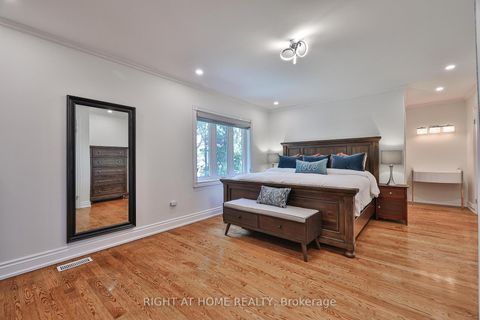 Photo 21 at 58 Yorkview Drive, Willowdale West, Toronto
