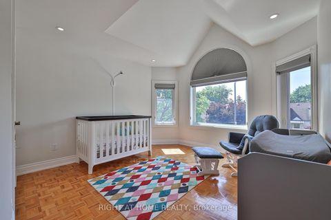 Photo 28 at 58 Yorkview Drive, Willowdale West, Toronto