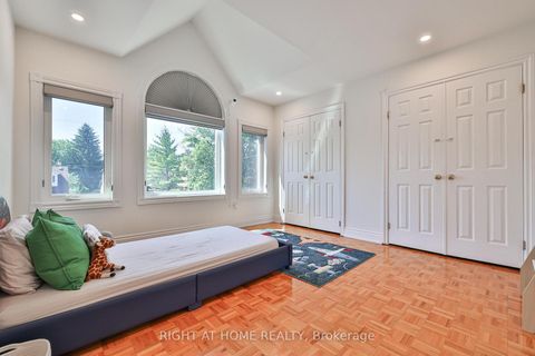 Photo 32 at 58 Yorkview Drive, Willowdale West, Toronto