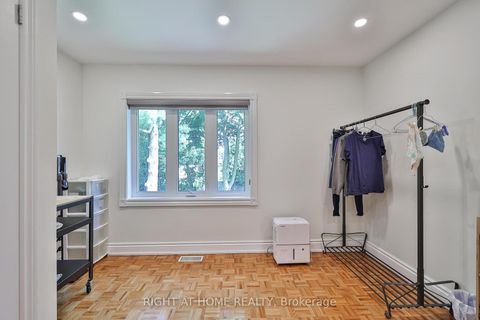 Photo 40 at 58 Yorkview Drive, Willowdale West, Toronto