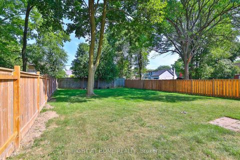 Photo 47 at 58 Yorkview Drive, Willowdale West, Toronto