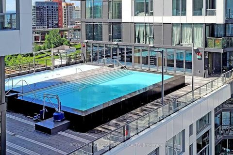 Photo 9 at 1011E - 576 Front Street, Waterfront Communities C1, Toronto