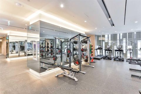 Photo 11 at 1011E - 576 Front Street, Waterfront Communities C1, Toronto