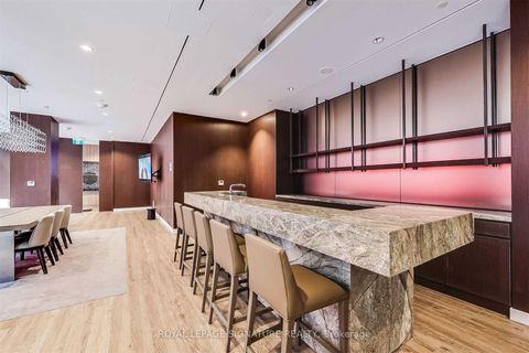 Photo 12 at 1011E - 576 Front Street, Waterfront Communities C1, Toronto