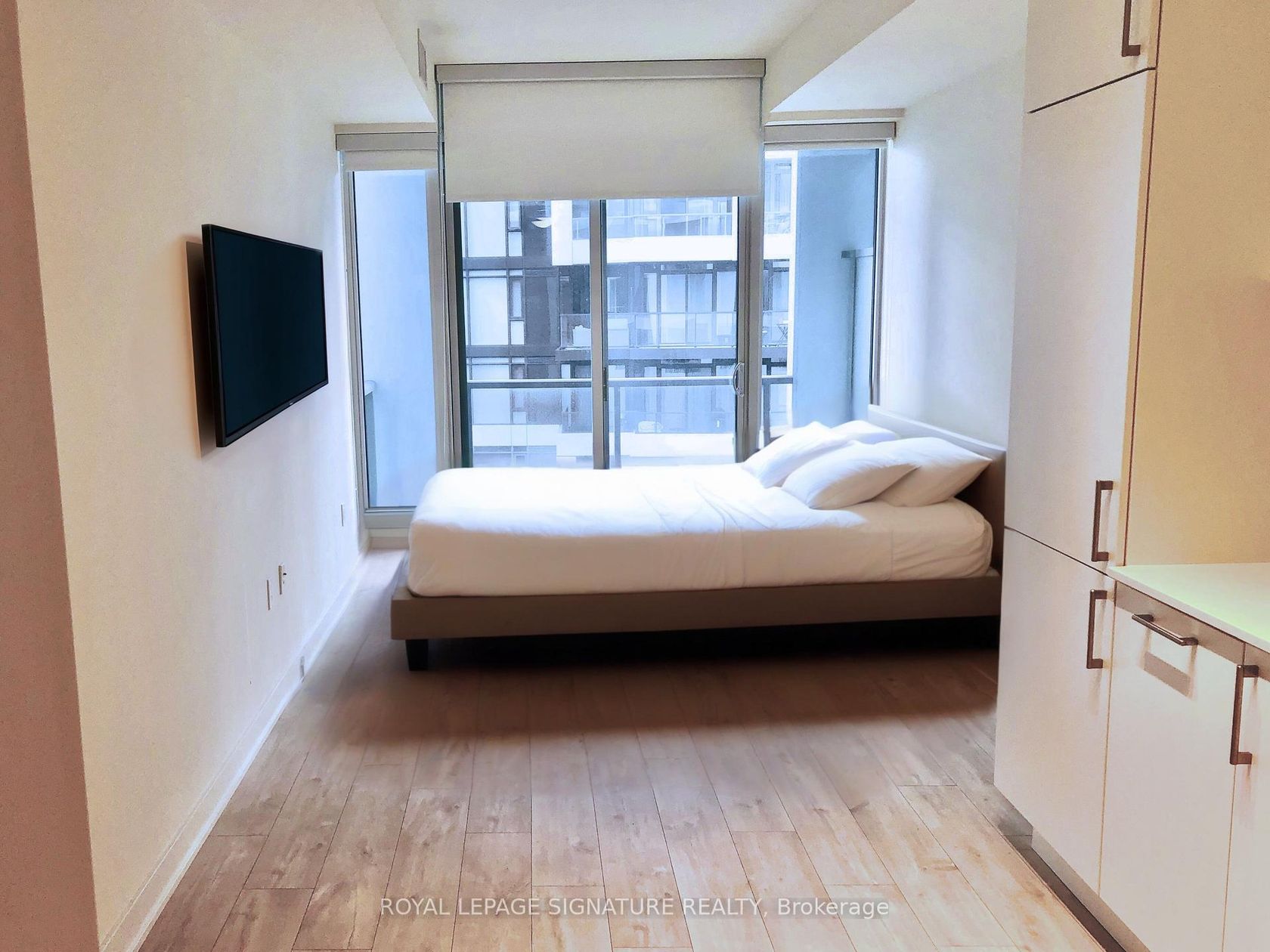 1011E - 576 Front Street, Waterfront Communities C1, Toronto 