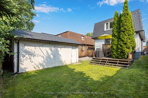 Photo 29 at 103 Memorial Park Avenue, East York, Toronto