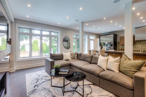 Photo 4 at 33 Shadwick Drive, The Westway, Toronto