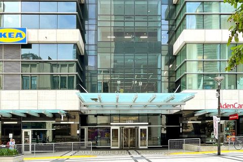 Photo 4 at 4801 - 386 Yonge Street, Bay Street Corridor, Toronto