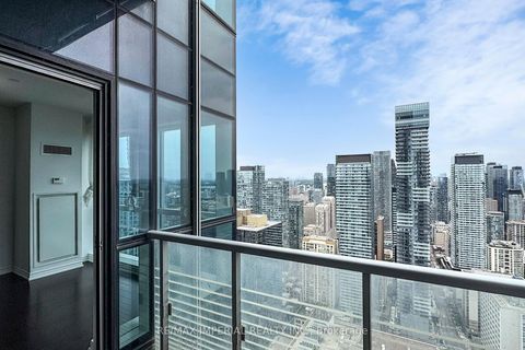 Photo 32 at 4801 - 386 Yonge Street, Bay Street Corridor, Toronto