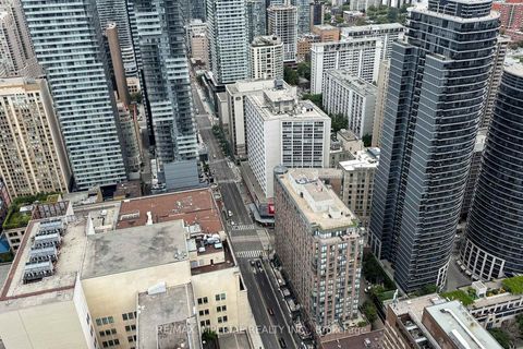Photo 37 at 4801 - 386 Yonge Street, Bay Street Corridor, Toronto