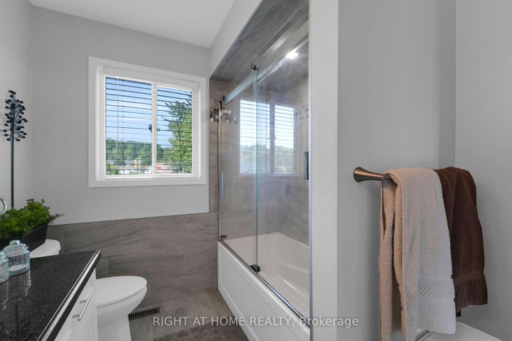 Photo 19 at 304 Rhodes Circle, Glenway Estates, Newmarket
