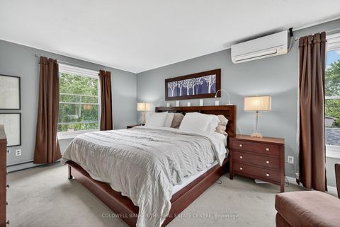 Photo 27 at 869 Magnolia Avenue, Leslie Valley, Newmarket