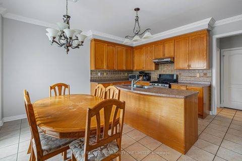 Photo 15 at 2 Foxhunt Drive, Vellore Village, Vaughan