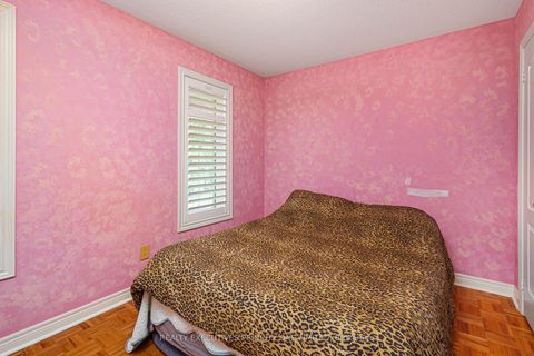 Photo 27 at 2 Foxhunt Drive, Vellore Village, Vaughan