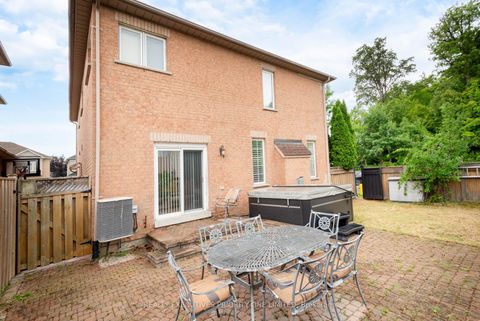 Photo 41 at 2 Foxhunt Drive, Vellore Village, Vaughan