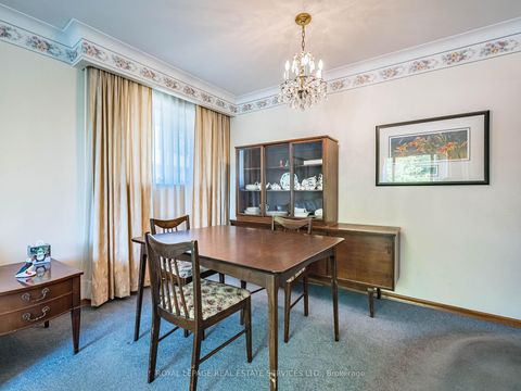 Photo 10 at 15 Hughey Crescent, Ionview, Toronto