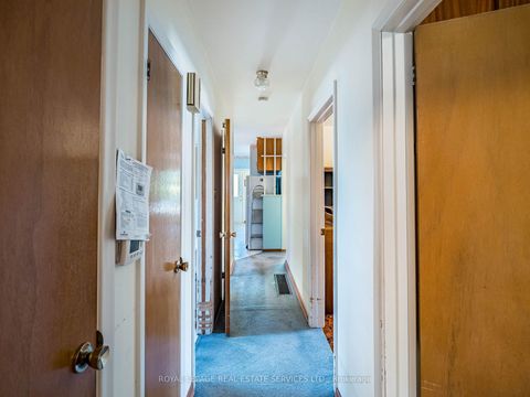 Photo 13 at 15 Hughey Crescent, Ionview, Toronto