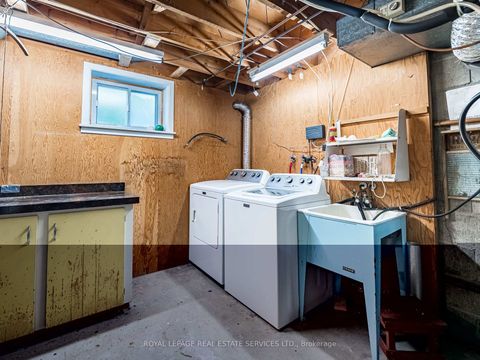 Photo 26 at 15 Hughey Crescent, Ionview, Toronto