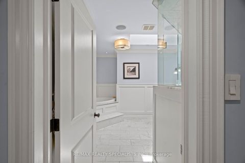 Photo 24 at 42 Heathview Avenue, Bayview Village, Toronto