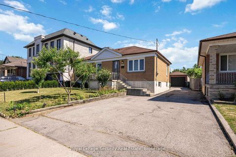 Photo 1 at 405 Rustic Road, Rustic, Toronto