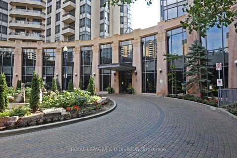 Photo 1 at 924 - 15 Northtown Way, Willowdale East, Toronto