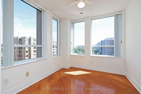 Photo 8 at 924 - 15 Northtown Way, Willowdale East, Toronto