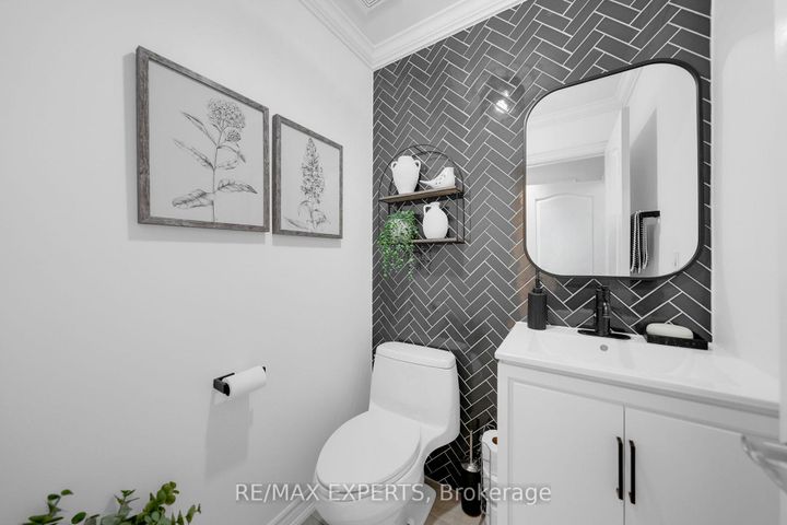 Photo 12 at 22 Gooderham Drive, Georgetown, Halton Hills