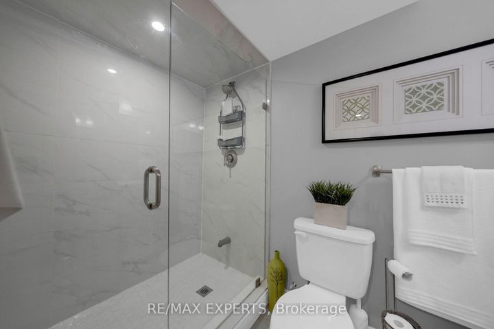 Photo 39 at 22 Gooderham Drive, Georgetown, Halton Hills