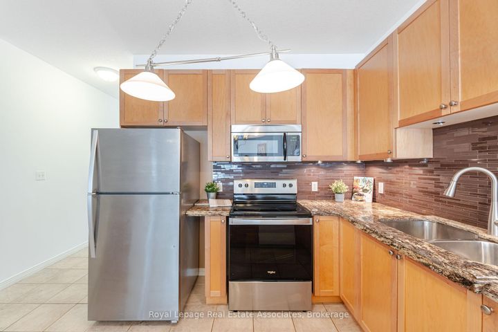 Photo 6 at 10 Cornflower Crescent, Rural Glanbrook, Hamilton
