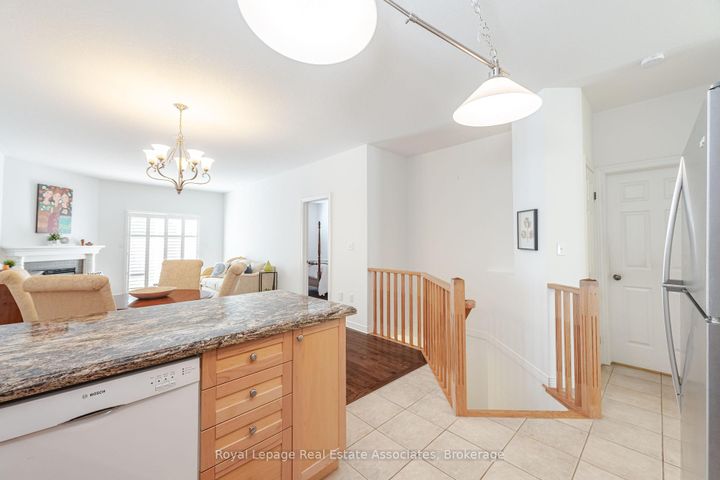 Photo 8 at 10 Cornflower Crescent, Rural Glanbrook, Hamilton