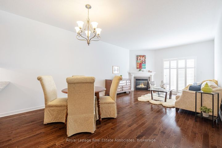 Photo 10 at 10 Cornflower Crescent, Rural Glanbrook, Hamilton