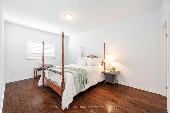 Photo 13 at 10 Cornflower Crescent, Rural Glanbrook, Hamilton