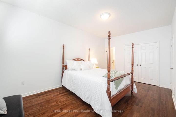 Photo 14 at 10 Cornflower Crescent, Rural Glanbrook, Hamilton